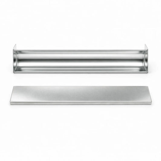 Formă terină semicirculară în formă de U din inox AISI 304 și capac văzute de sus pe fundal alb