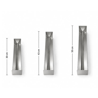 Forme terină triunghiulare din inox AISI 304 prezentate în variantele de 30 cm, 43 cm și 50 cm pe fundal alb