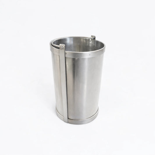 Găleată întărită din inox pentru fântână, model standard cu fund plin, capacitate 10 litri.